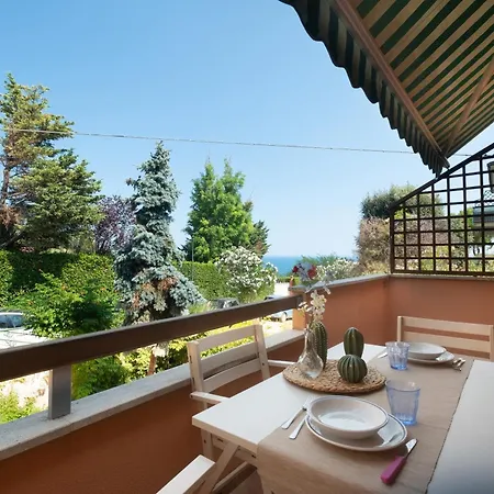 Appartamento 161 - Trilocale Al Primo Piano Con Terrazzo Vista Mare, A Due Passi Da E Numana Centro - Gratis Al White Club Fino Al 3 Agosto Sirolo
