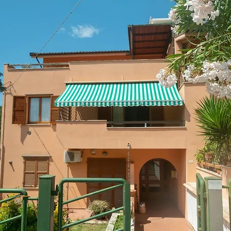161 - Trilocale Al Primo Piano Con Terrazzo Vista Mare, A Due Passi Da E Numana Centro - White Club Omaggio Dal Lun Al Ven Dal 24-08 Apartamento